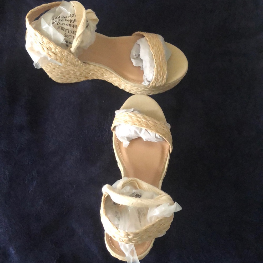 Wedges - Picture 2 of 5